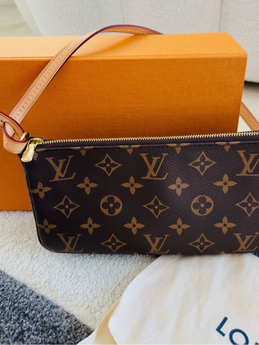 LOUIS VUITTON MONOGRAM POCHETTE ACCESSOIRES – MINT CONDITION